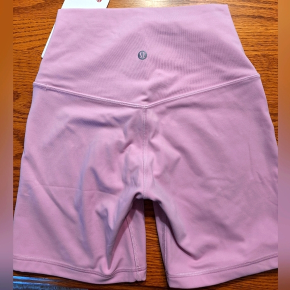 NWT lululemon Align HR short 6" - Picture 3 of 3